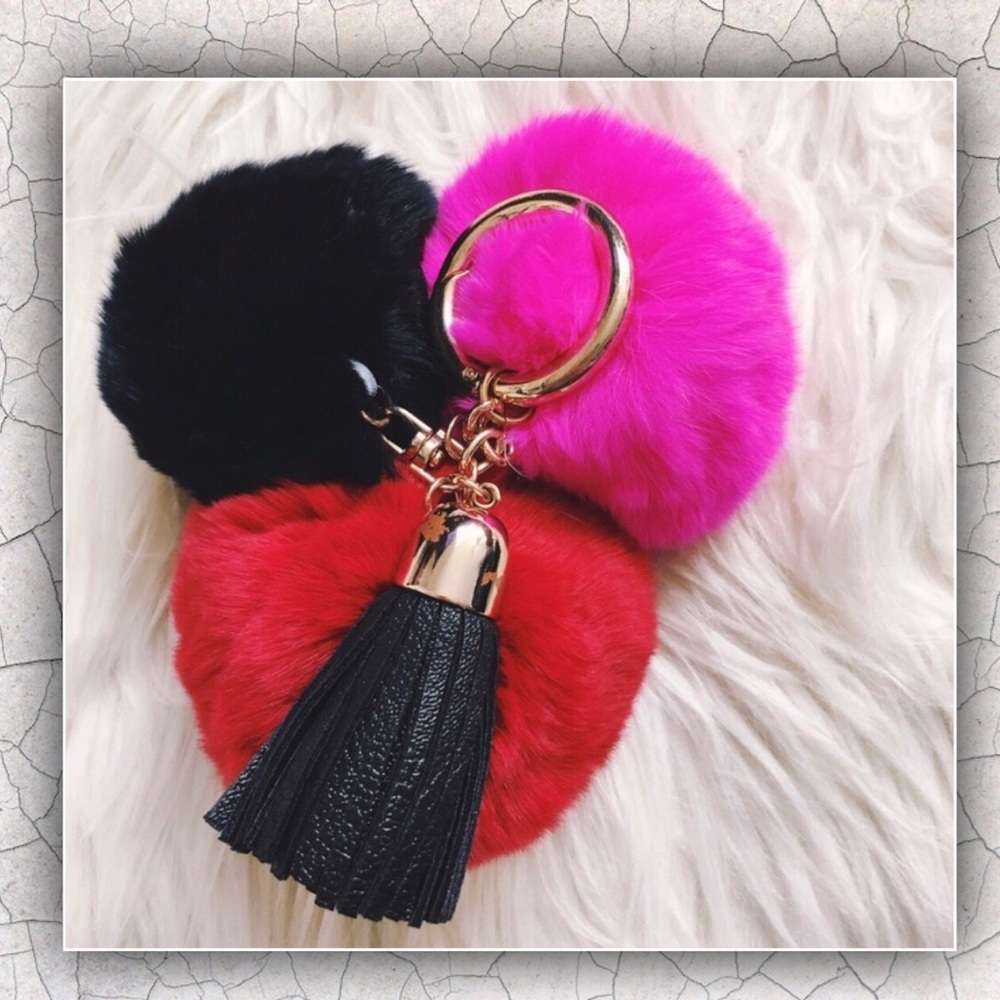 ♡FUR & TASSEL KEYRING♡